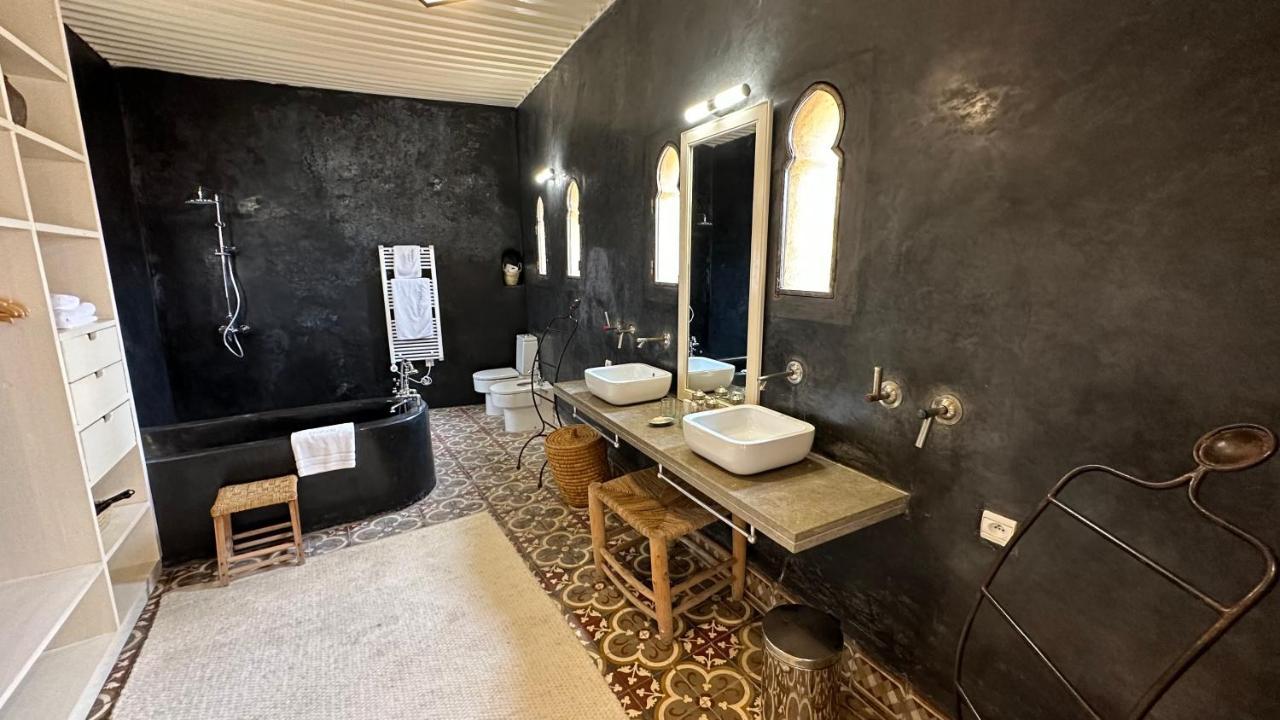Riad Laaroussa Фес Екстер'єр фото